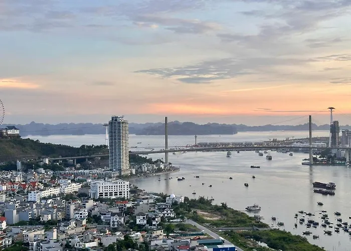 Aparthotel Ruby's The Ruby Hạ Long