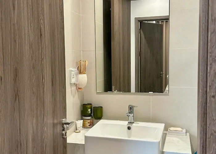 Ruby's The Ruby Aparthotel Hạ Long